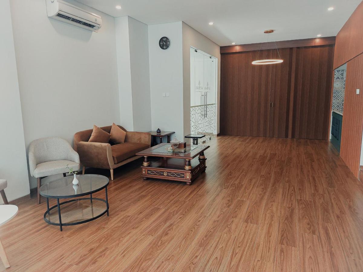Ayman Syariah Hotel สุราบายา ภายนอก รูปภาพ